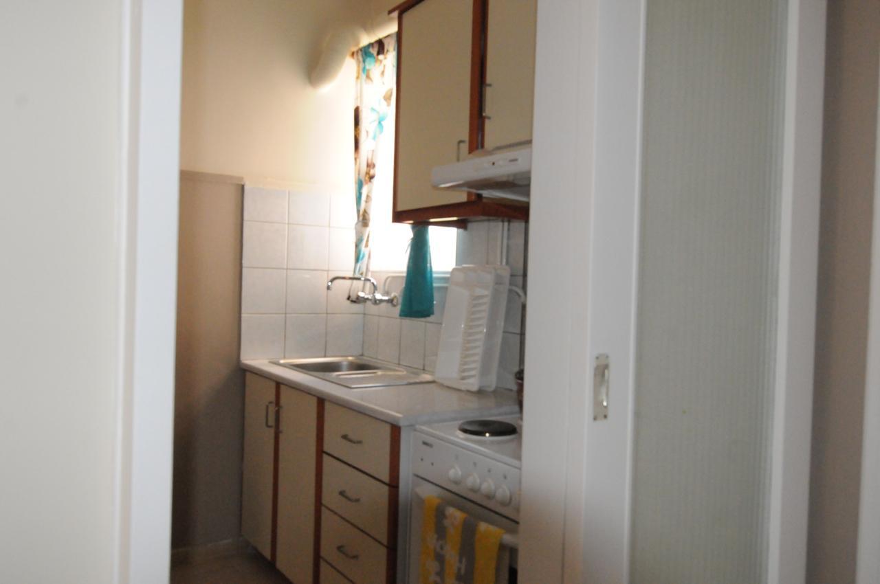 Kinetta Apartments Agioi Apostoloi  Eksteriør billede